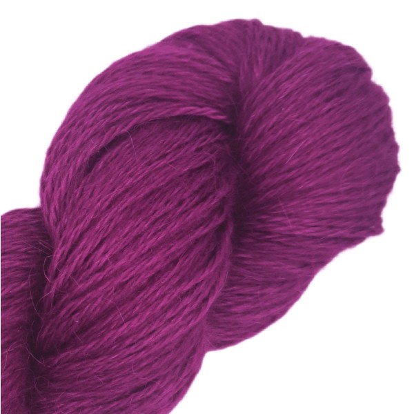Magenta Violet – Baby Llama & Silk – 50 g / 219 yd.